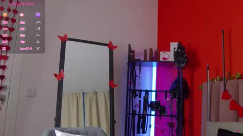 Snapshot of sellashine chatting on 02-03-26, 02:53 Nicole online show from 02-03-26, 02:53