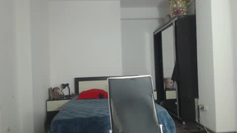 Snapshot of sellena_angels chatting on 02-15-25, 10:22 sellena_angels online show from 02-15-25, 10:22