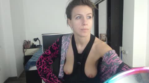 Snapshot of sellena_angels chatting on 02-21-25, 08:51 sellena_angels online show from 02-21-25, 08:51
