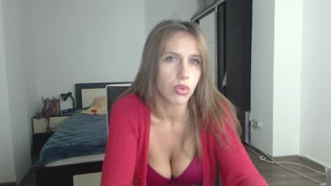 Snapshot of sellena_angels chatting on 02-24-25, 07:09 sellena_angels online show from 02-24-25, 07:09