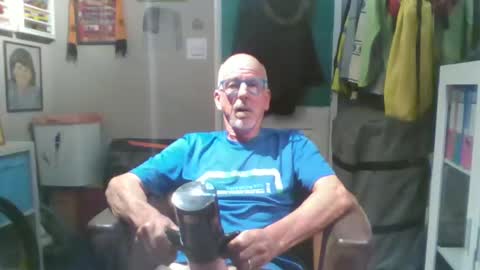 Snapshot of semajstretsa chatting on 05-02-26, 11:43 frederick online show from 05-02-26, 11:43