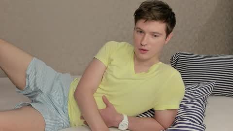 Snapshot of semyonone chatting on 10-02-25, 06:48 Semyon online show from 10-02-25, 06:48