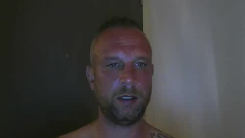 sence08 online show from 10-17-25, 08:44