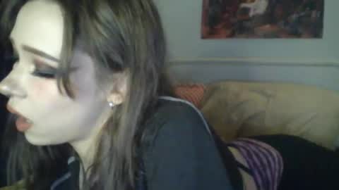 goddess esme  online show from 03-08-25, 12:55