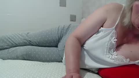 Lenna online show from 02-13-25, 07:35