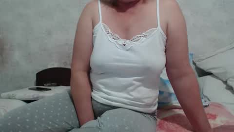 Lenna online show from 10-26-25, 08:31