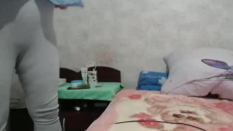 Lenna online show from 11-24-25, 08:58