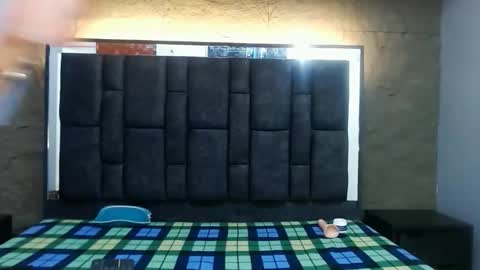 sennamars202cl online show from 10-04-25, 03:21