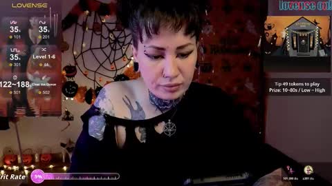 Snapshot of senorita_dakota chatting on 10-30-25, 09:59 senorita_dakota online show from 10-30-25, 09:59