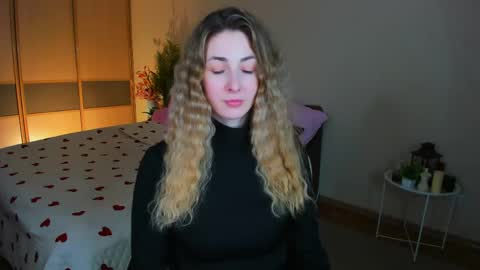 sensitiveheartt online show from 05-12-26, 01:41