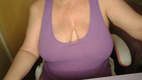 Snapshot of sensual_cris chatting on 10-07-25, 12:46 CRIS online show from 10-07-25, 12:46