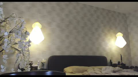 Snapshot of sensual_giaa chatting on 12-08-24, 08:30 Gia online show from 12-08-24, 08:30