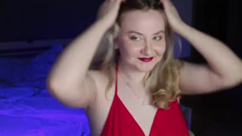 Ilona online show from 06-15-26, 12:13