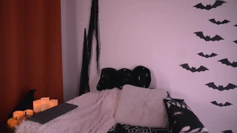 Jasmine online show from 10-15-25, 05:02