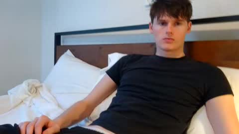 Cam online show from 04-01-26, 11:24