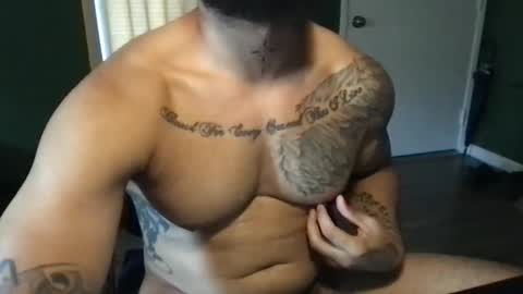 SensualBates online show from 11-11-25, 07:03