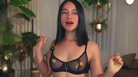 Maria- OF sensual bee online show from 10-11-25, 12:43