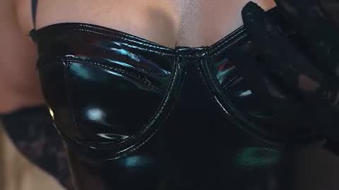 Maria- OF sensual bee online show from 10-11-25, 11:25