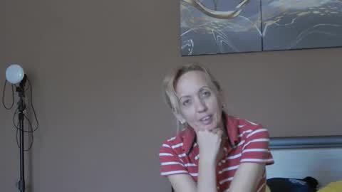 Tina online show from 09-22-25, 12:51