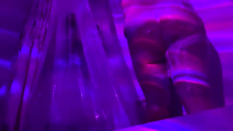 Snapshot of sentfrmheaven chatting on 12-20-24, 01:25 Tara online show from 12-20-24, 01:25