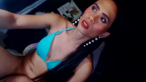 Snapshot of senyora_evangelista chatting on 04-11-26, 07:45 senyora_evangelista online show from 04-11-26, 07:45