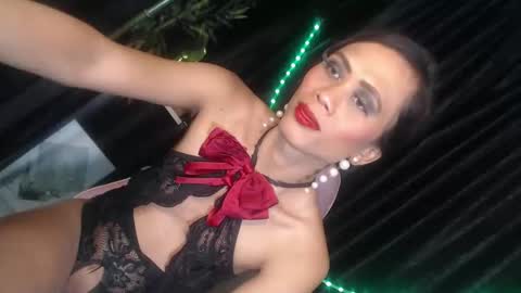 Snapshot of senyora_evangelista chatting on 04-21-26, 02:51 senyora_evangelista online show from 04-21-26, 02:51
