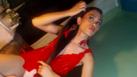 Snapshot of senyora_evangelista chatting on 04-28-26, 02:27 senyora_evangelista online show from 04-28-26, 02:27