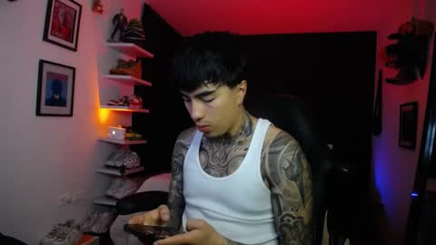 Snapshot of seong_dragon chatting on 10-07-25, 07:27 Seong online show from 10-07-25, 07:27