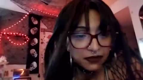 sequoia8888 online show from 07-22-26, 06:38