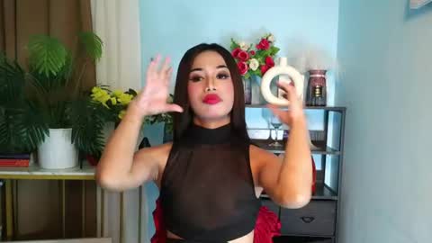 Snapshot of seraphina_leroux_lashes chatting on 06-24-26, 12:37 seraphina mia valentina katrine. online show from 06-24-26, 12:37