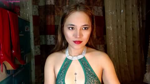 Snapshot of seraphinaheather chatting on 02-20-26, 04:20 Chloe online show from 02-20-26, 04:20