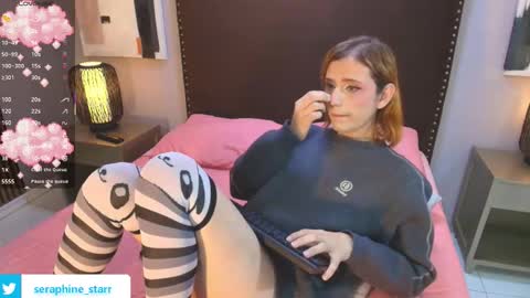 Seraphine star online show from 11-20-25, 03:07