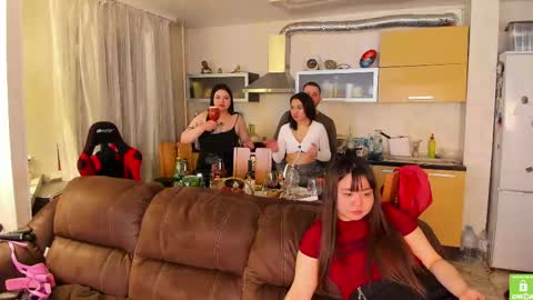 Alisha  Kevin online show from 04-30-26, 08:57