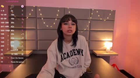 Seren  Follow me online show from 02-27-25, 02:21