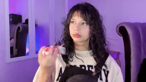 Seren  Follow me online show from 09-23-25, 02:47