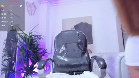 Snapshot of serena___ chatting on 02-13-25, 06:09 serena___ online show from 02-13-25, 06:09