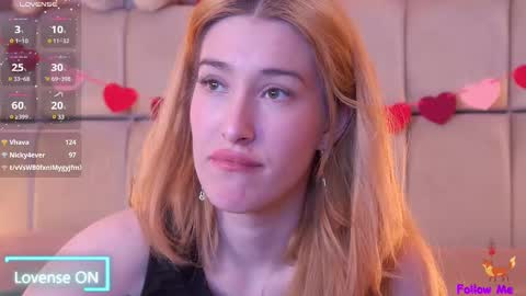 Snapshot of serena_bennet chatting on 02-21-25, 11:43 Serena online show from 02-21-25, 11:43