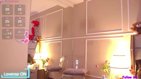 Snapshot of serena_bennet chatting on 03-07-25, 03:08 Serena online show from 03-07-25, 03:08