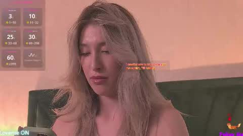 Snapshot of serena_bennet chatting on 10-10-25, 02:38 Serena online show from 10-10-25, 02:38