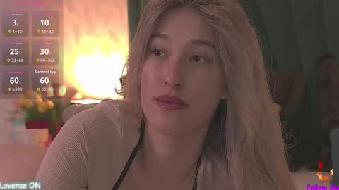 Snapshot of serena_bennet chatting on 10-14-25, 11:33 Serena online show from 10-14-25, 11:33