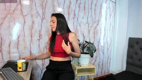serena_garcia online show from 10-04-25, 08:18