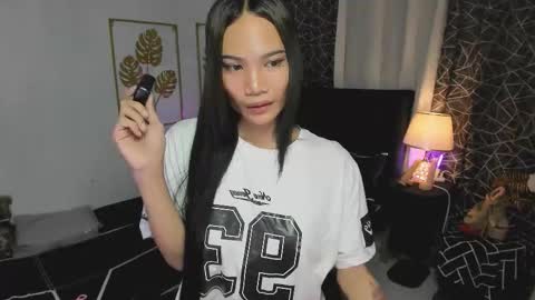 Snapshot of serena_harper chatting on 10-27-25, 09:52 RED HARPER online show from 10-27-25, 09:52