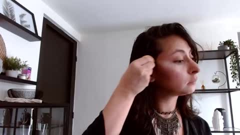 Snapshot of serena_xyz chatting on 09-14-25, 07:24 Serena Xyz online show from 09-14-25, 07:24