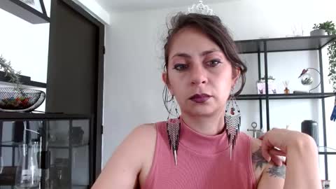 Snapshot of serena_xyz chatting on 11-07-25, 06:08 Serena Xyz online show from 11-07-25, 06:08