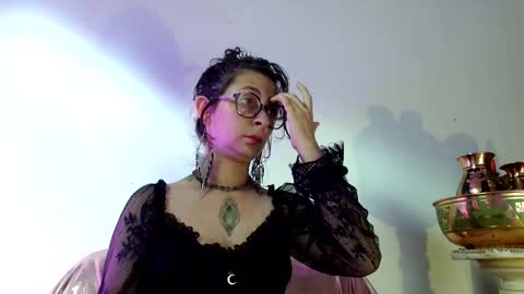 Snapshot of serena_xyz chatting on 12-01-25, 06:24 Serena Xyz online show from 12-01-25, 06:24