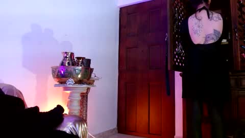 Snapshot of serena_xyz chatting on 12-03-25, 06:17 Serena Xyz online show from 12-03-25, 06:17