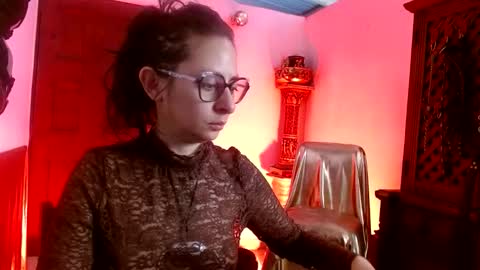 Snapshot of serena_xyz chatting on 01-18-26, 03:27 Serena Xyz online show from 01-18-26, 03:27