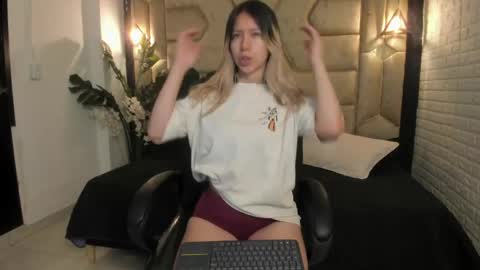 Serene online show from 05-06-26, 12:32