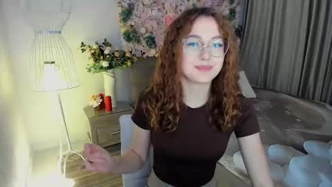 Ophelia online show from 11-22-25, 07:35