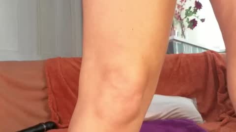 Snapshot of serenexxmilf chatting on 03-23-26, 09:02 serenexx your MILF online show from 03-23-26, 09:02